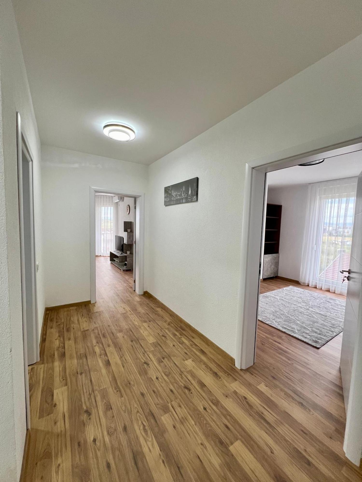 Holiday Apartments Gjakove 部屋 写真