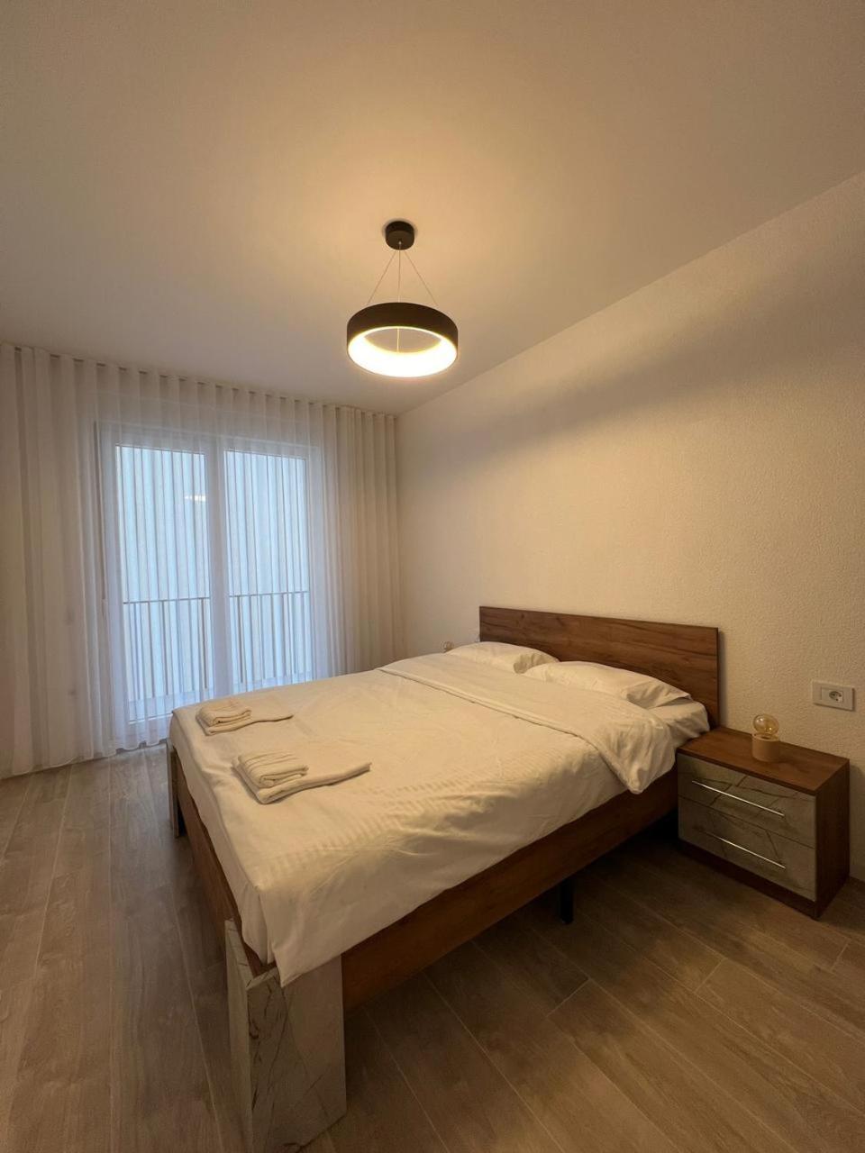Holiday Apartments Gjakove エクステリア 写真
